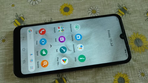 Doro 8100 smartphone - doro,